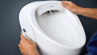 Selnova urinal - simple installation technology