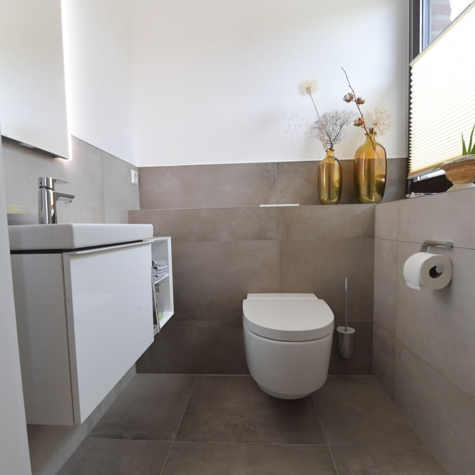 Renovating a small guest bathroom | Geberit Global