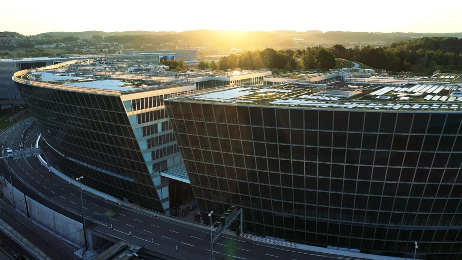 The Circle in Zurich (© Flughafen Zürich AG) The Circle in Zurich (© Flughafen Zürich AG)